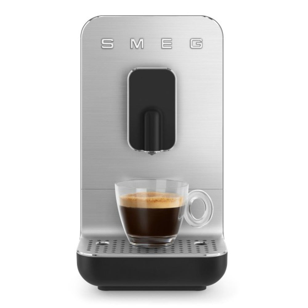 CAFETERA SMEG BCC11BLMEU SUPERAUTOMATICA
